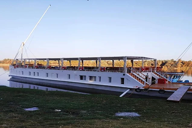 Three Pyramids Dahabiya 8 Days Luxor to Aswan Round-Trip Deluxe Voyage